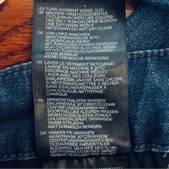 NWT! NYDJ Curves360 / Curve Shaper Marilyn Straight Jeans • “Heavenly”, Size 12P - Picture 7 of 16